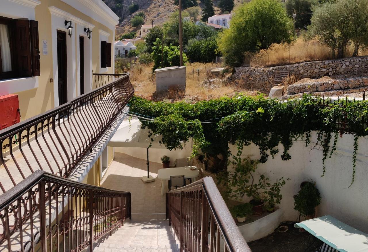 Nikos And Eva Studios Symi Exterior foto